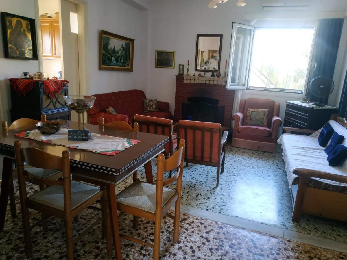 Vacation House Dionysia Villa Aígion Ngoại thất bức ảnh