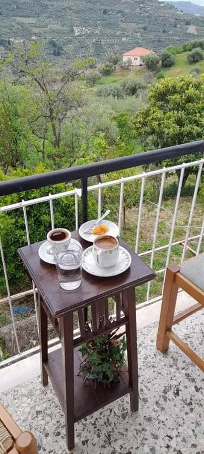 Vacation House Dionysia Villa Aígion Ngoại thất bức ảnh